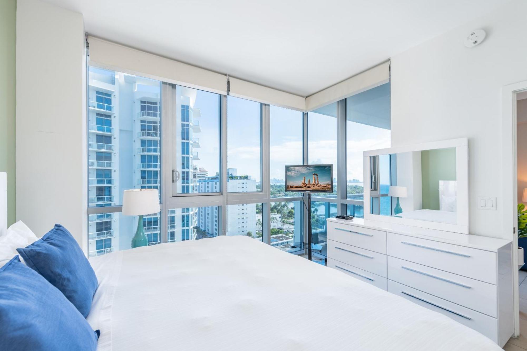 Bluebird Suites Monte Carlo Майами-Бич Номер фото
