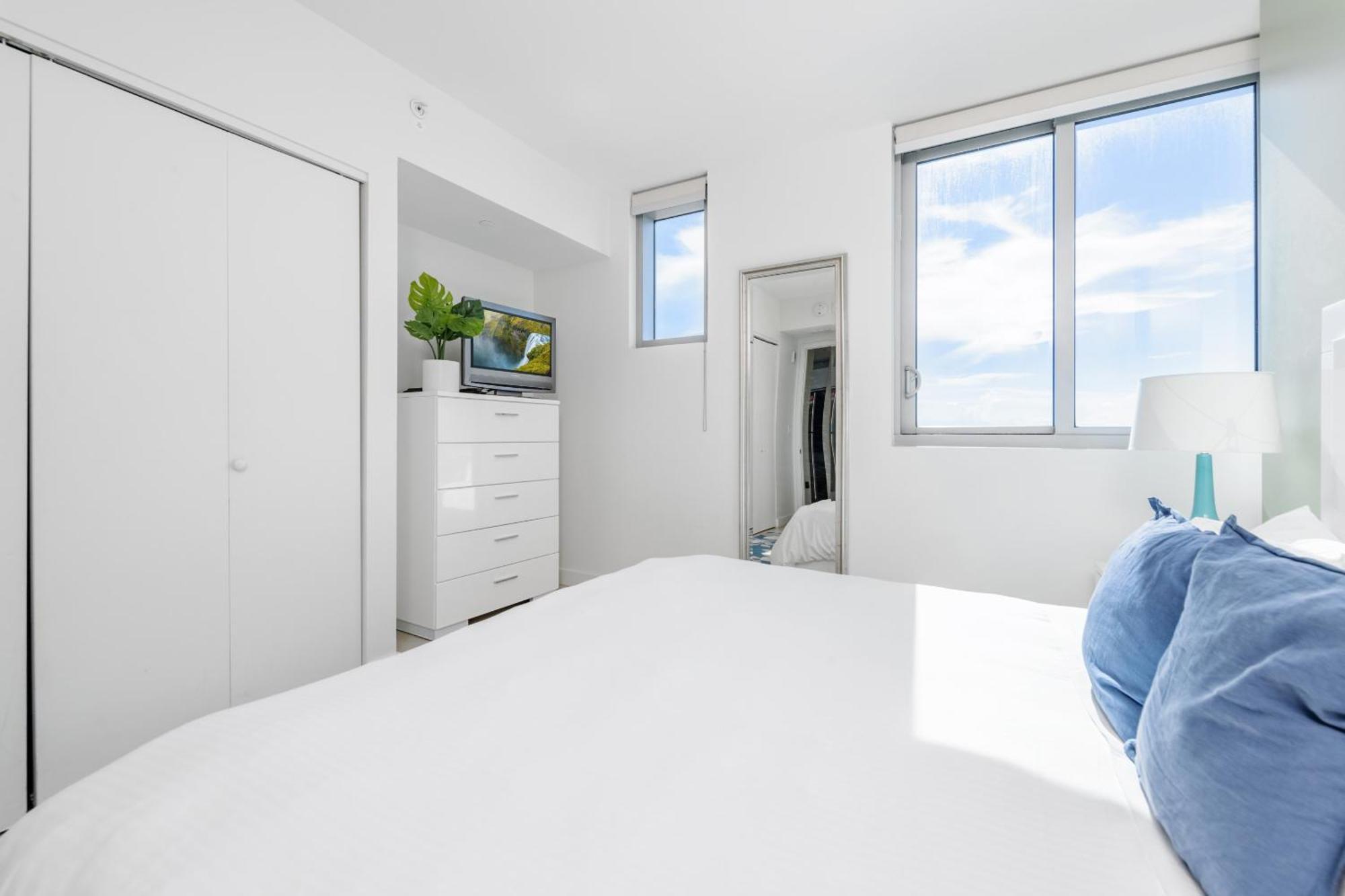 Bluebird Suites Monte Carlo Майами-Бич Номер фото
