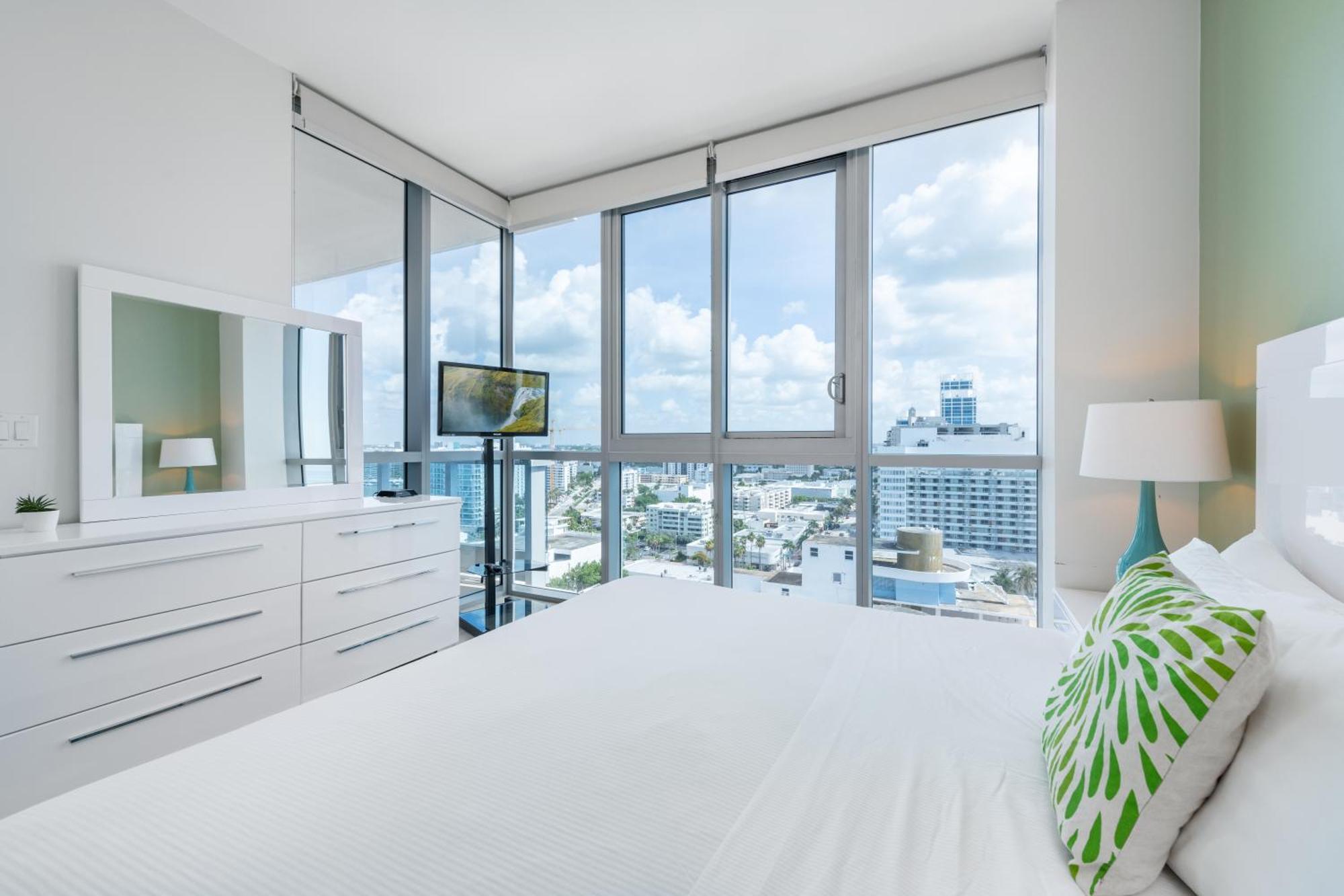 Bluebird Suites Monte Carlo Майами-Бич Номер фото